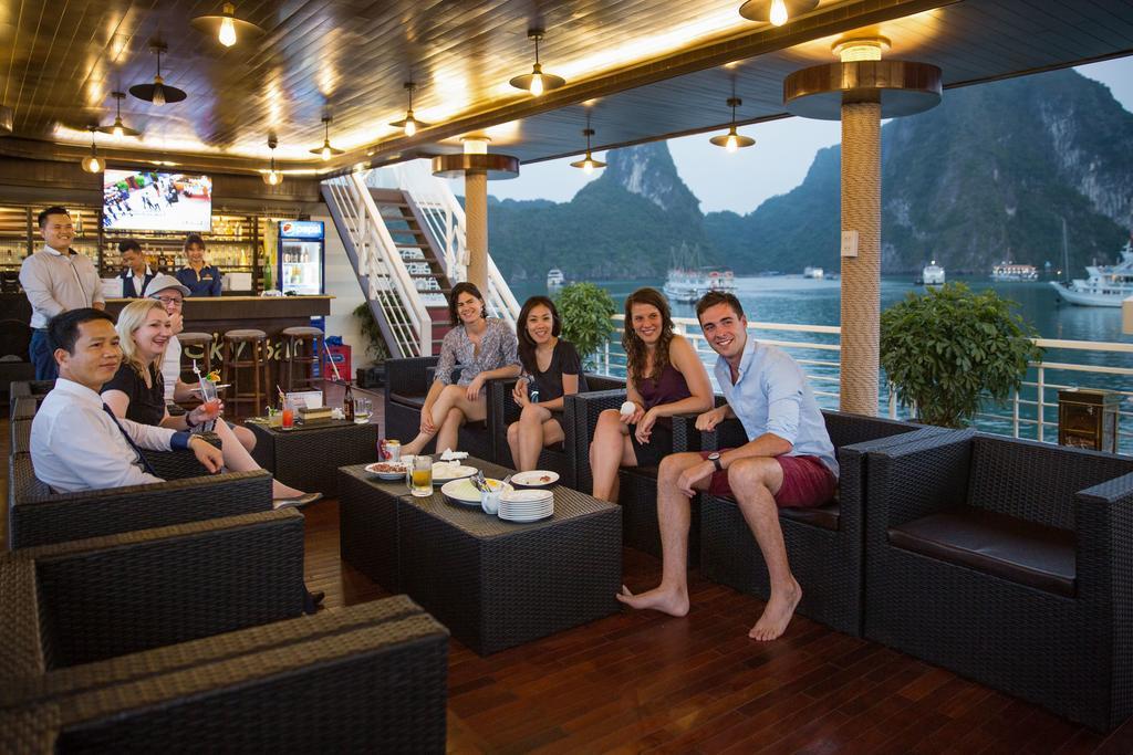 Hotel Alisa Cruise Halong Ha Long Esterno foto