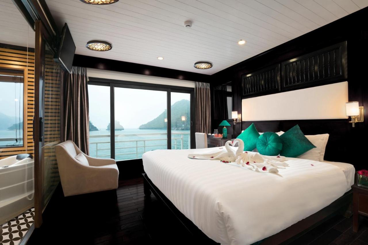 Hotel Alisa Cruise Halong Ha Long Esterno foto